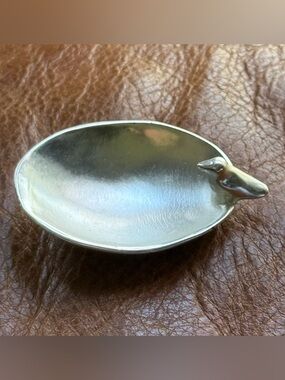 Silver Tone Small Decorative Dish with Bird Accent. Great to store jewelry.